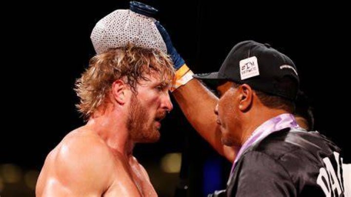 how to bet on logan vs floyd